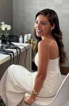 ah güzel ruh olduğun gibi kal ve değişme 

HEDEF:  1000 Mention  

📎Bol Rt &amp; Bol Fav 

📌Etiket:

#SılaTürkoğlu  SılaTürkoğlu
#Doğa  Doğa