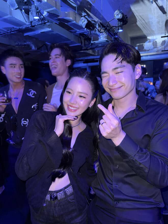 <a href="/janistarrrr/">Janistarr</a> เพื่อนรักทำถึงมากจน
ละดูนีโอกับกวิน55555  #GawinCaskey #นีโอตรัย #neo_neos #เจนิสเจณิสตา