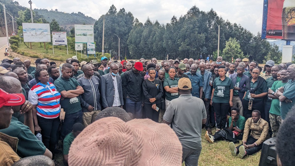 Aka kanya bamwe mu bakozi ba <a href="/KiziguroH/">Kiziguro District Hospital</a> hamwe n'ubuyobozi bwa <a href="/KiziguroS/">KIZIGURO SECTOR</a>, abaturage na Polisi ishami ryo mu muhanda, bari mu rugendo Gatuna_Mulindi_Rukomo kwiga amateka yaranze urugendo rwo kubohora igihugu. 
Ni urugendo rukurikiye urwa Gatuna_Gikoba bakoze ku wa 30/06/2025.