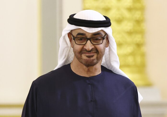 🧵  Shadow Armies – The UAE’s Global Mercenary Empire

1/ 🕵️‍♂️ Shadow Armies: The UAE’s Covert Wars in Sudan, Yemen, and Gaza
Dark Box’s exclusive investigation exposes how the UAE has built a transnational mercenary network that wages secret wars to crush dissent and advance