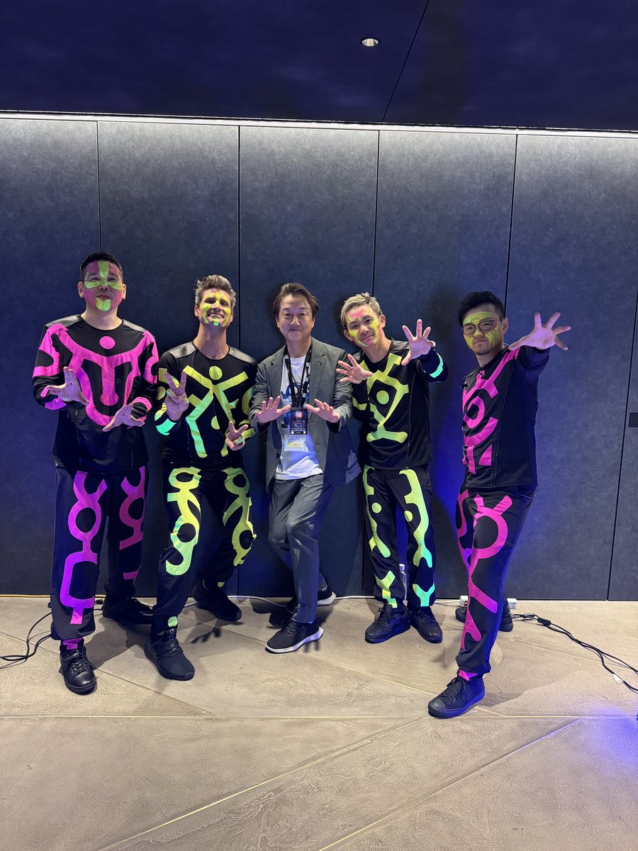 drums_com's tweet image. 【ブルーマン2025】
個人的千秋楽でした！
今年も参加出来て良かったー！

最後の最後で折れたスティックを添えて。

#ブルーマン #bluemangroup