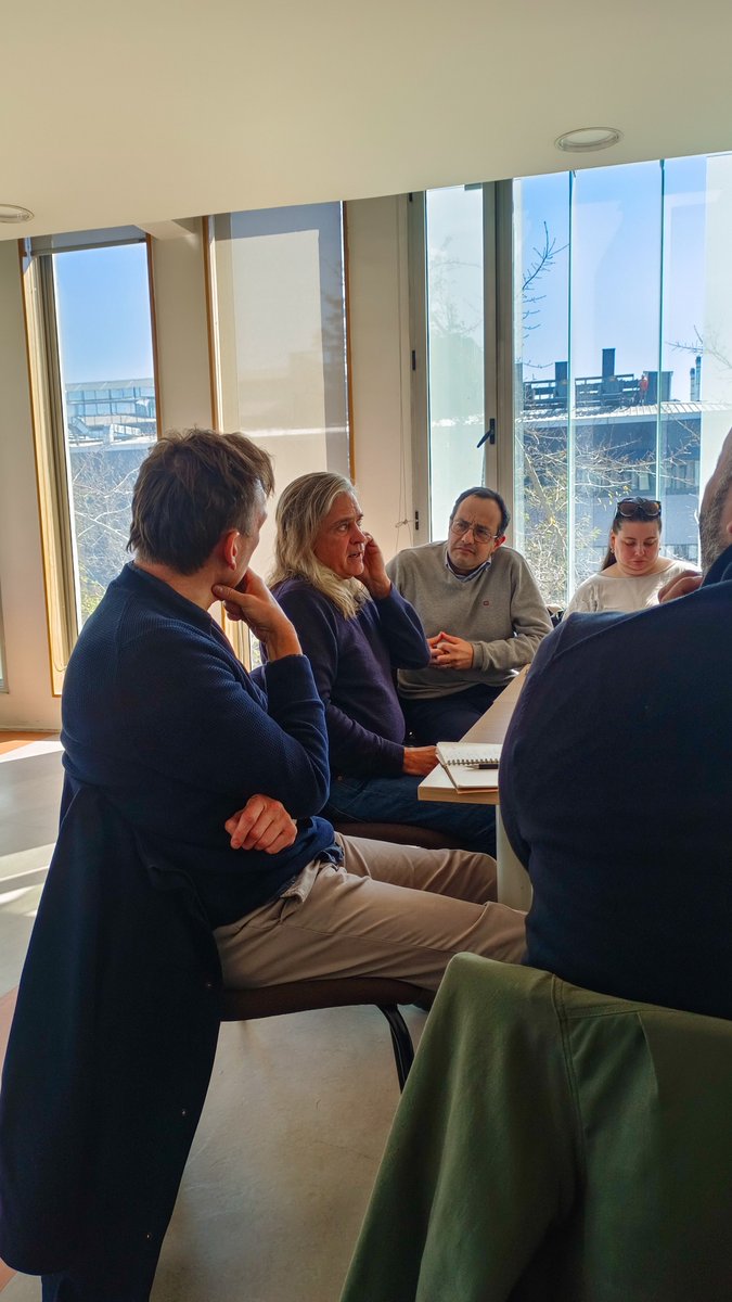 cer_uc's tweet image. El PIER, recibió al Académico Thomas A. Carlson (University of California).

En su seminario, reflexionó sobre cómo los estudios de la religión pueden abrir nuevas perspectivas más allá de las comunidades de fe, dialogando también con la vida secular y contemporánea🌍📚