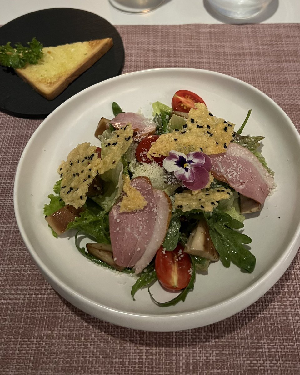 ppaus's tweet image. 