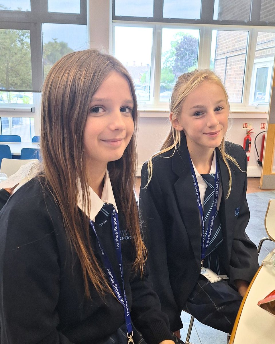 WELCOME YEAR 7S!

A hugely warm welcome to our Year 7 students on your first day at Ivanhoe School! Fab see so many smiles - what a strong start to the term!