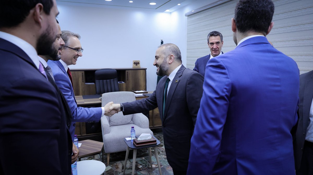 وزارة الدفاع السورية tweet media