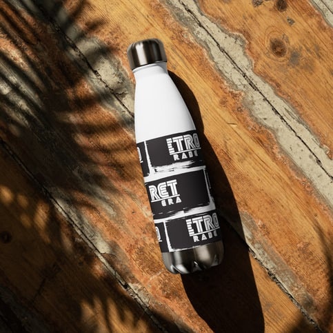 RetroGradeWear's tweet image. Beat the heat in style! 🌞 The RGW Smear Blanco Stainless Steel Water Bottle keeps you hydrated and looking cool all summer long. Grab yours today! 💧🔥
🔗 retrogradewear.com/collections/17…
#SummerEssentials #HydrateInStyle #RetroGradeWear