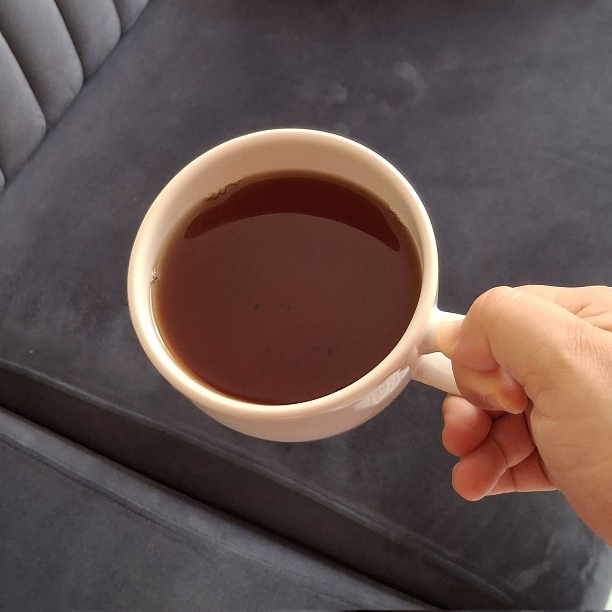 BİR KOCA BARDAK ÇAY