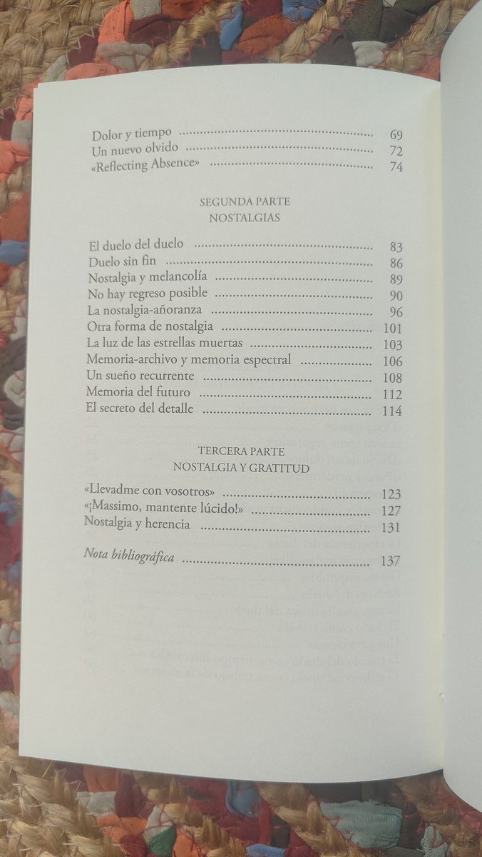 Editado por <a href="/AnagramaEditor/">Editorial Anagrama</a>