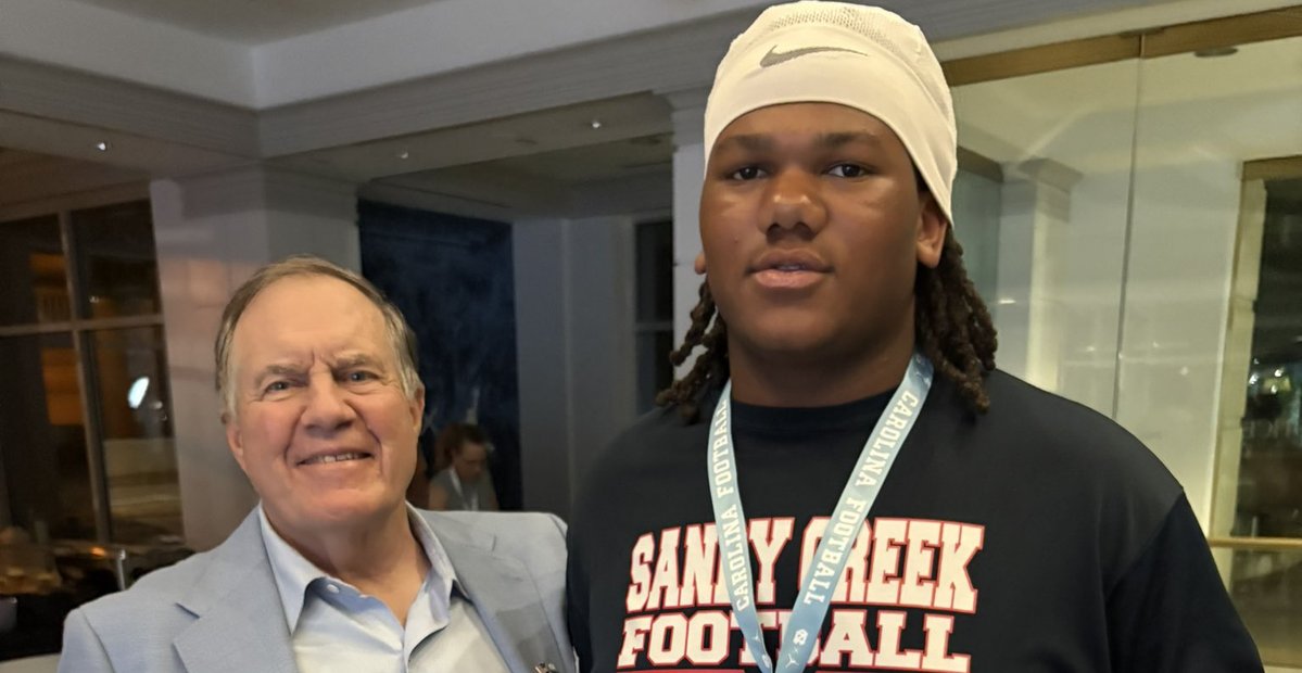 Don Callahan (@doncallahanic) on Twitter photo While visiting UNC in late June, '27 OL <a href="/Moore0724Ryan/">Ryan Moore</a> picked up a scholarship offer. That instantly put the Tar Heels at the forefront of this recruitment.
Read (+): on3.com/teams/north-ca… <a href="/BlaylockAndrew/">Andrew Blaylock</a> <a href="/coachmeans_20/">Natrone Means</a> <a href="/SCHSPatriots/">Sandy Creek Football</a> While visiting UNC in late June, '27 OL <a href="/Moore0724Ryan/">Ryan Moore</a> picked up a scholarship offer. That instantly put the Tar Heels at the forefront of this recruitment.
Read (+): on3.com/teams/north-ca… <a href="/BlaylockAndrew/">Andrew Blaylock</a> <a href="/coachmeans_20/">Natrone Means</a> <a href="/SCHSPatriots/">Sandy Creek Football</a>