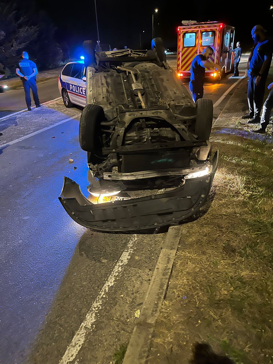 Amaury Bucco (@amaurybucco) on Twitter photo 🔴 <a href="/Valeurs/">Valeurs actuelles ن</a> | Il est aux alentours de 23h45, ce lundi 25 août, lorsqu’un homme de 28 ans roule sur une voie rapide en direction de son domicile, après un dîner avec des collègues à Paris. Alors qu’il passe non loin de Mitry-Mory (77), un radar apparaît et l’oblige à ralentir. 🔴 <a href="/Valeurs/">Valeurs actuelles ن</a> | Il est aux alentours de 23h45, ce lundi 25 août, lorsqu’un homme de 28 ans roule sur une voie rapide en direction de son domicile, après un dîner avec des collègues à Paris. Alors qu’il passe non loin de Mitry-Mory (77), un radar apparaît et l’oblige à ralentir.
