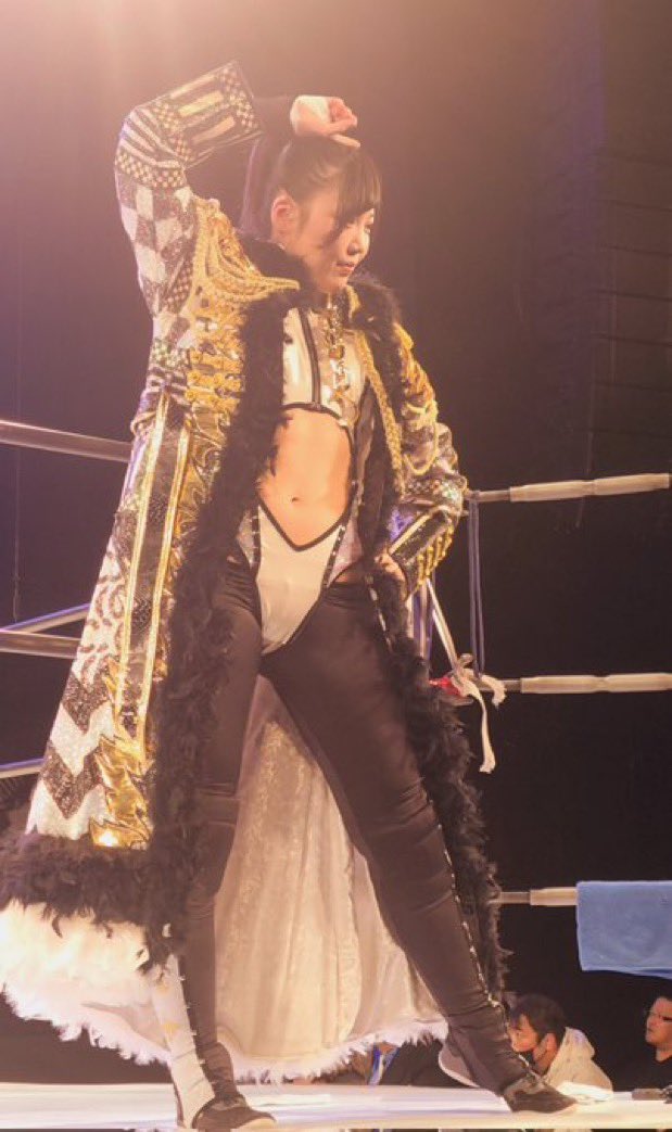 なかよCさんからお写真いただきました！！！

QQ時代のレディさん！！！

ロングも好き😊てゆうかレディさんだからどんな髪型でも好き🥰🥰🥰

#STARDOM #レディ先生    #レディC