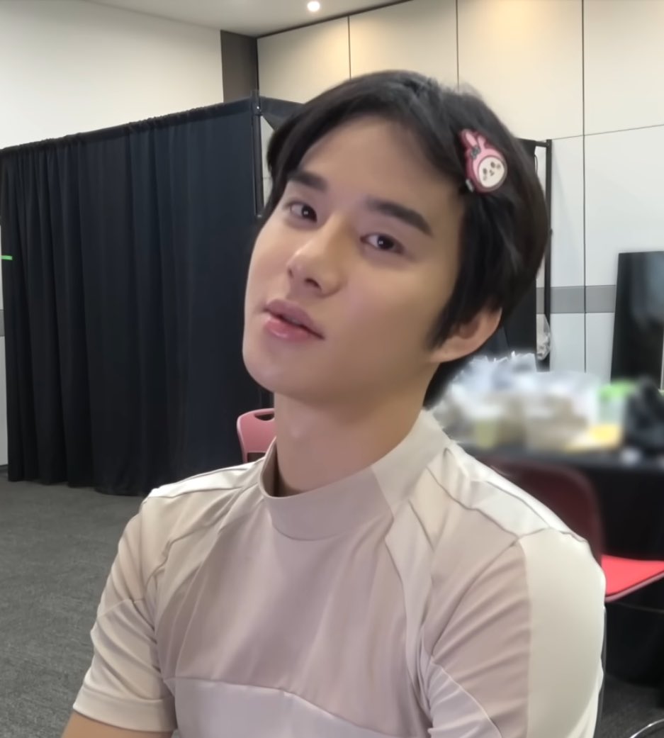 아니 왤케 이쁘지 이잉