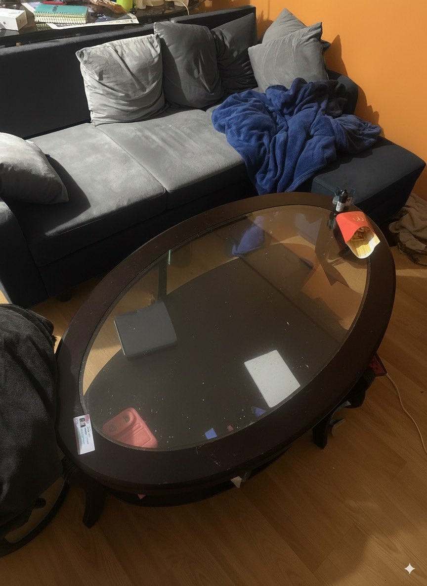ProgrammingAlx's tweet image. #NanobananaAI Clean off my coffee table
(Took a couple iterations, though I don’t blame it. The coffee table is messy!)
