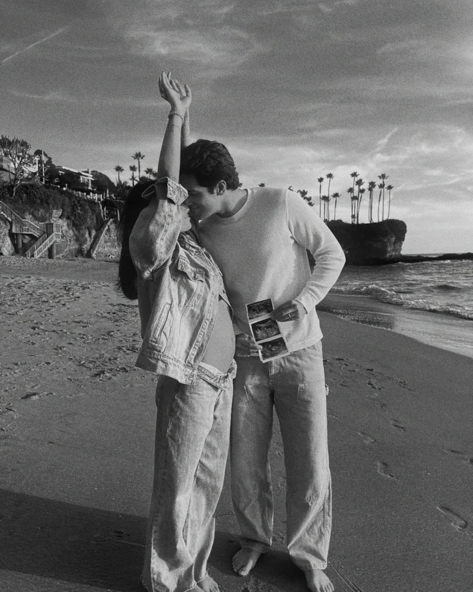 AndiaraSS_'s tweet image. ㅤㅤ
ㅤㅤㅤ━━━━ 𝐇𝐚𝐩𝐩𝐢𝐧𝐞𝐬𝐬 𝐢𝐬 𝐨𝐧 𝐭𝐡𝐞 𝐰𝐚𝐲 ㅤㅤㅤㅤㅤㅤㅤㅤㅤ𝐰𝐢𝐭𝐡 𝐨𝐮𝐫 𝐥𝐢𝐭𝐭𝐥𝐞 𝐦𝐢𝐫𝐚𝐜𝐥𝐞✦ 
ㅤㅤㅤ
ㅤㅤ——–. ⨾ #TeEstamosEsperando 🤰♥️
ㅤㅤㅤㅤㅤ
ㅤ