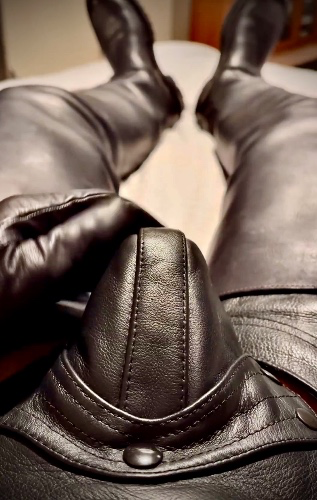 I just received PIMPED-OUT Surcharge from Anonymous via Throne. Thank you! throne.com/maskedmasterbe #Wishlist #Throne