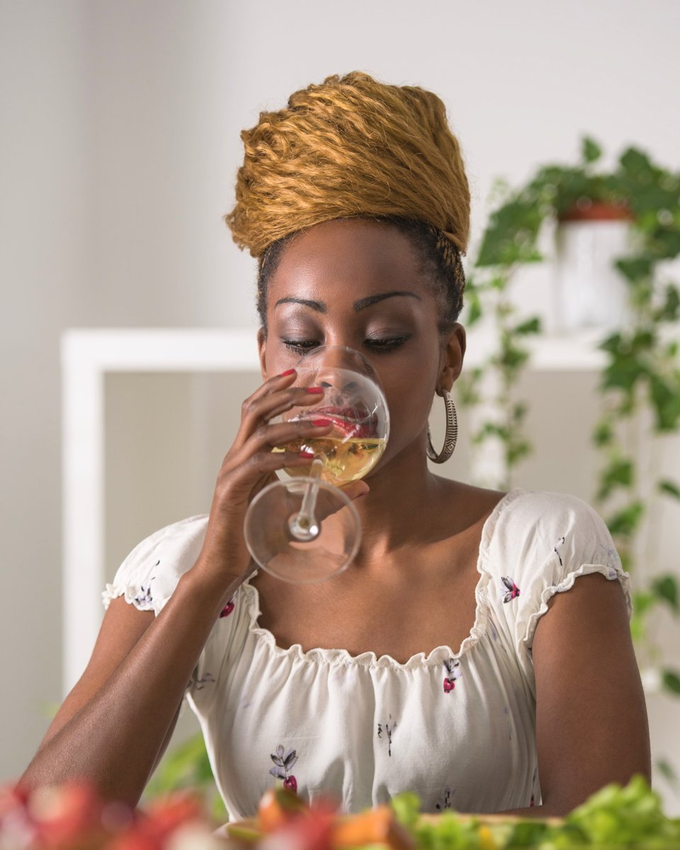 AlbaHotelMeru's tweet image. The crisp fold of a linen napkin, the quiet confidence of impeccable service, the deep satisfaction of a perfectly executed meal. This is the essence of the Alba dining experience.
Refined. Seamless. Perfected.

#LuxuryDining #ImpeccableService #DiningPerfection #AlbaRestaurant