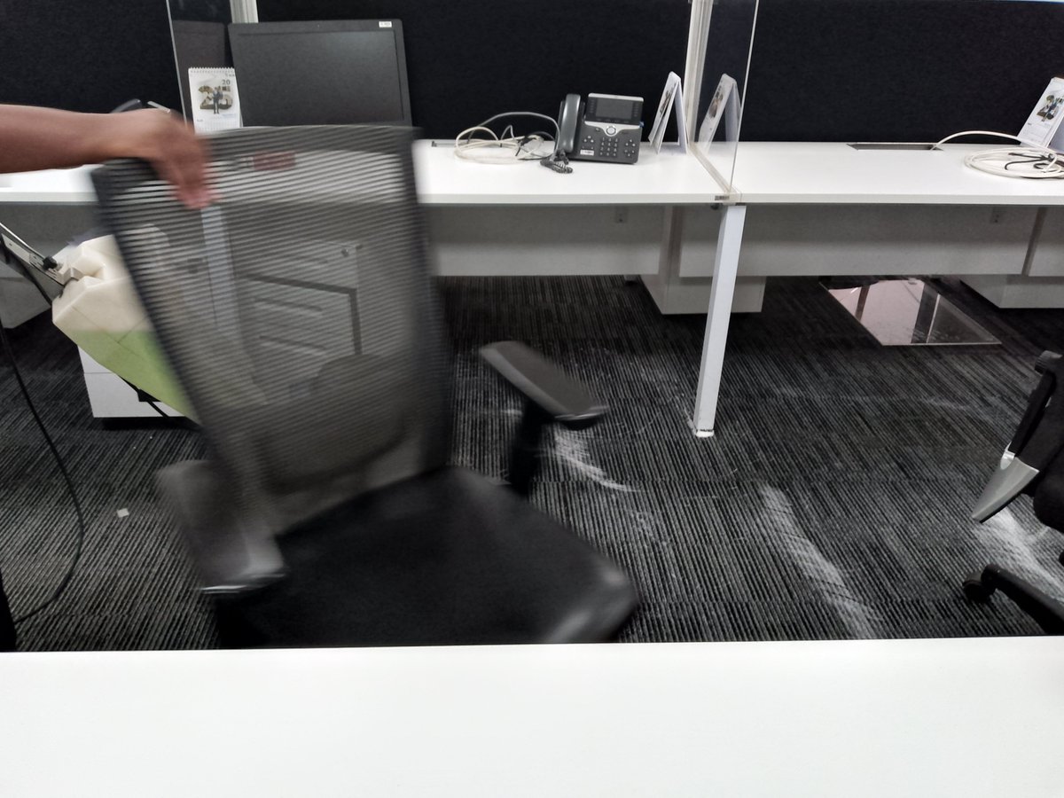 Experts of our own craft!
We offer cleaning services to residential Properties, Offices, Hospitals and more
📲0725685492 / 0792717026

#CleaningExperts #cleaningserviceskenya #cleaningcompanykenya #ProfessionalCleaningServices