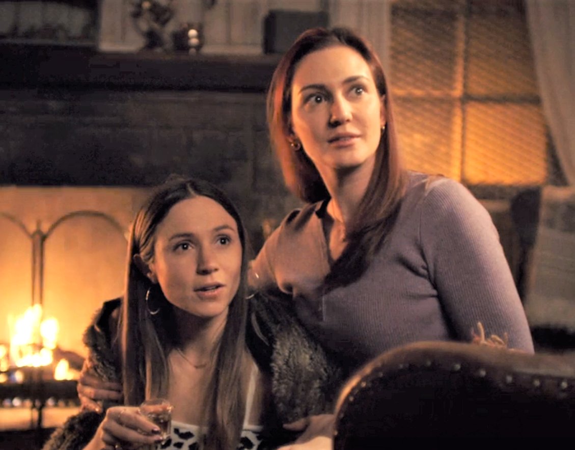 Happy #WayHaughtWednesday💕 
#WynonnaEarp #Vengeance
<a href="/Tubi/">Tubi</a>