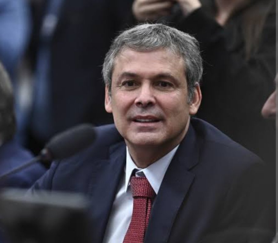 🚨OPINIÃO- Lindbergh Farias afirma que Moraes é “um dos maiores heróis do momento na defesa da democracia”.

O líder do PT destacou que o ministro do STF tem postura “irrepreensível”.

Fonte- Metrópoles.