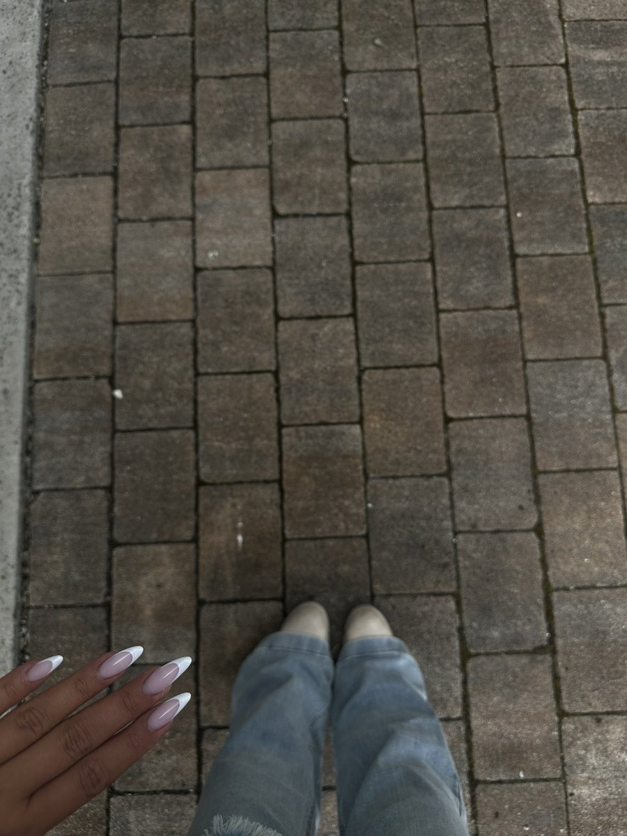 asnavlr's tweet image. ig saw it first