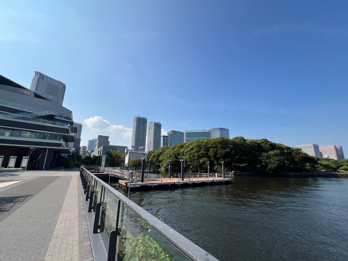 司会をさせていただいたUPCXクルージング無事終了しました！

個人的にはWebX2025の締めくくりが本イベントだったので、船で夜風浴びたらフワフワじんわり不思議な気持ちになりました🥹💚🚢

素敵なメンバーに囲まれた素敵なクルージングナイト💓
また来年お会いしましょう🫶

<a href="/Upcxofficial/">UPCX® Official</a>