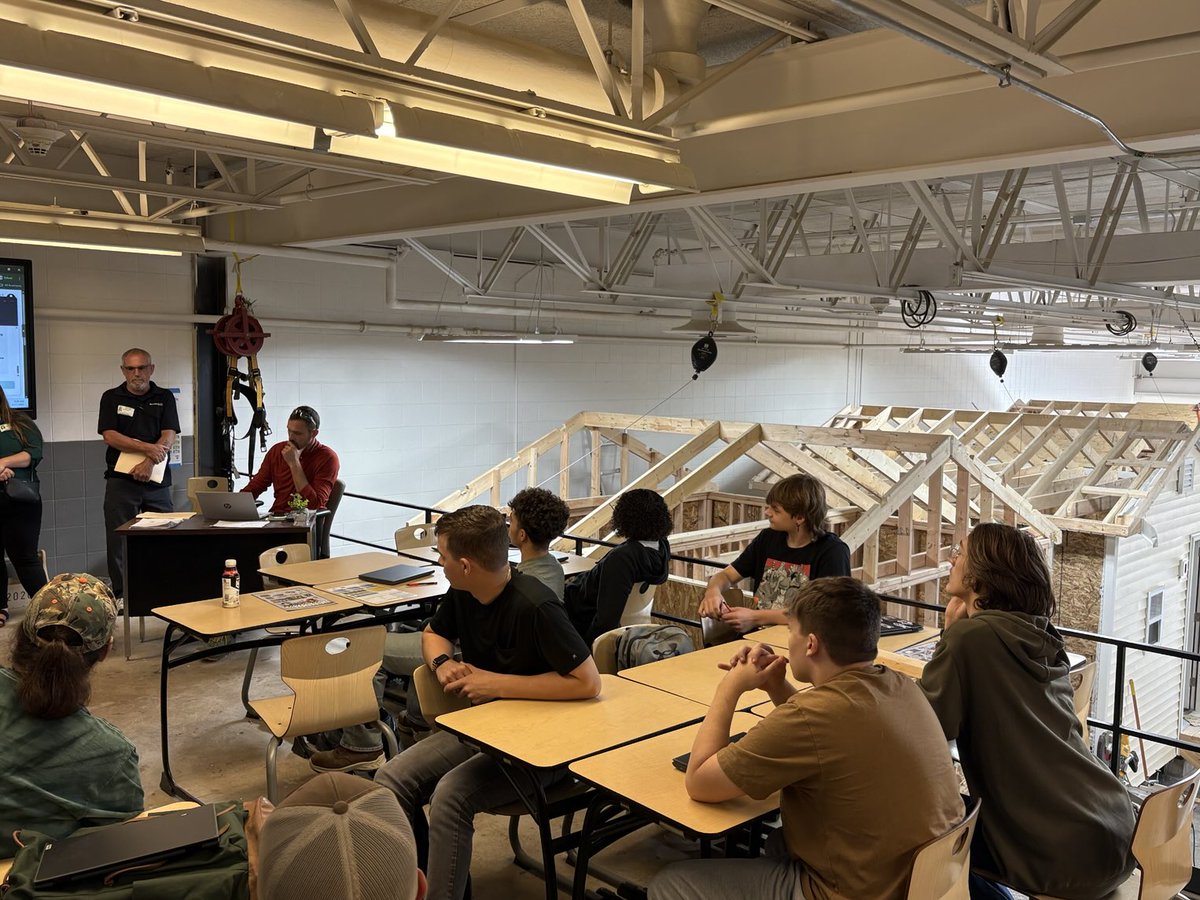 Zac Capan tweet media