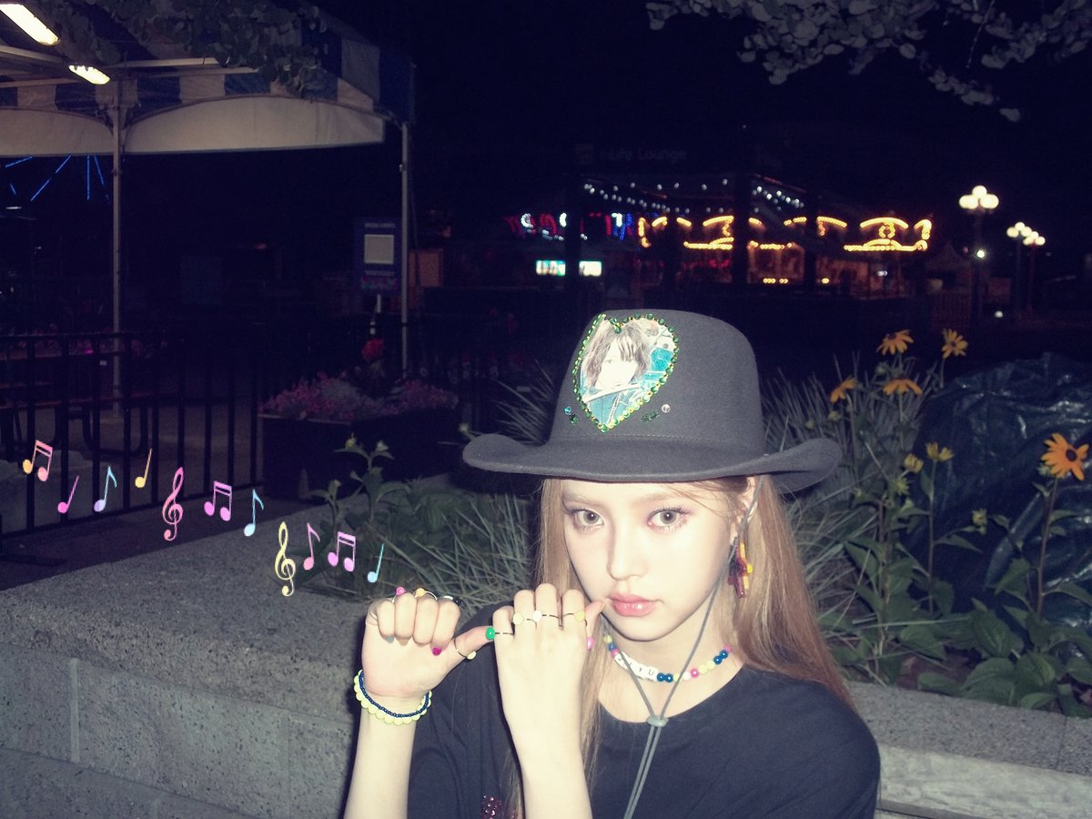 KiiiKiii 키키 '딸기게임 (Strawberry Cheesegame)' #1

🔗 kiiikiii.kr
🍓 youtu.be/OncJ5v1keww

#KiiiKiii #키키
#딸기게임 #Strawberry_Cheesegame