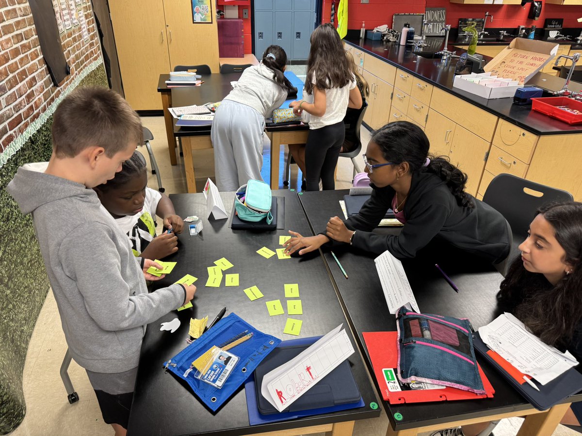 Jaclynn Parker (@mrsparkerlms) on Twitter photo Playing Connections with Science words! Excellent teamwork between the newest <a href="/LarsonMS/">Larson Middle School</a> Rebels 💙 Playing Connections with Science words! Excellent teamwork between the newest <a href="/LarsonMS/">Larson Middle School</a> Rebels 💙
