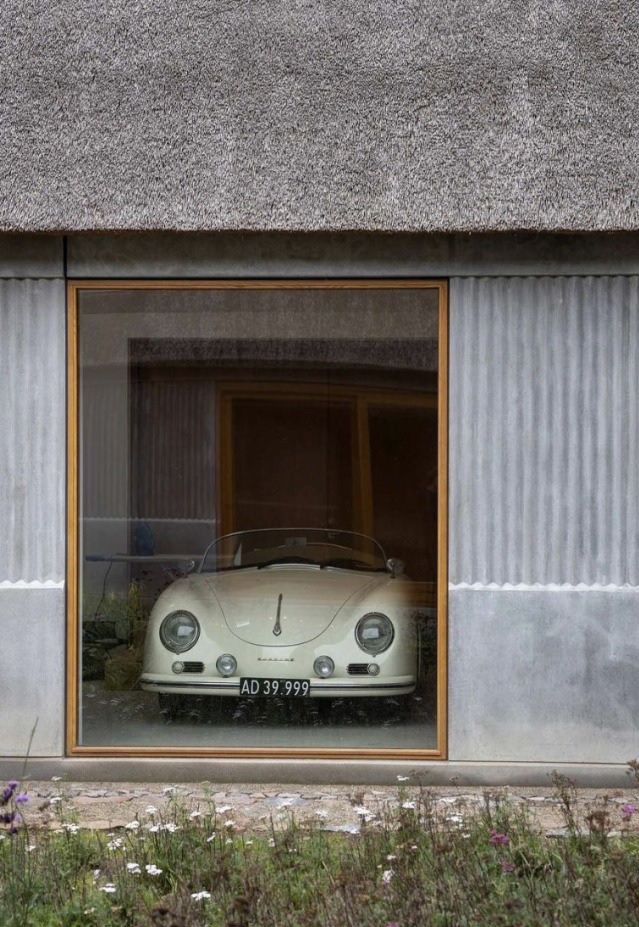 CWC_Company's tweet image. August 27th is "Just Because Day," so here are some totally random and unrelated windows, just-for-the-heck-of-it. (Good heavens, is that Wendolyn in her bagel pushcart days?)