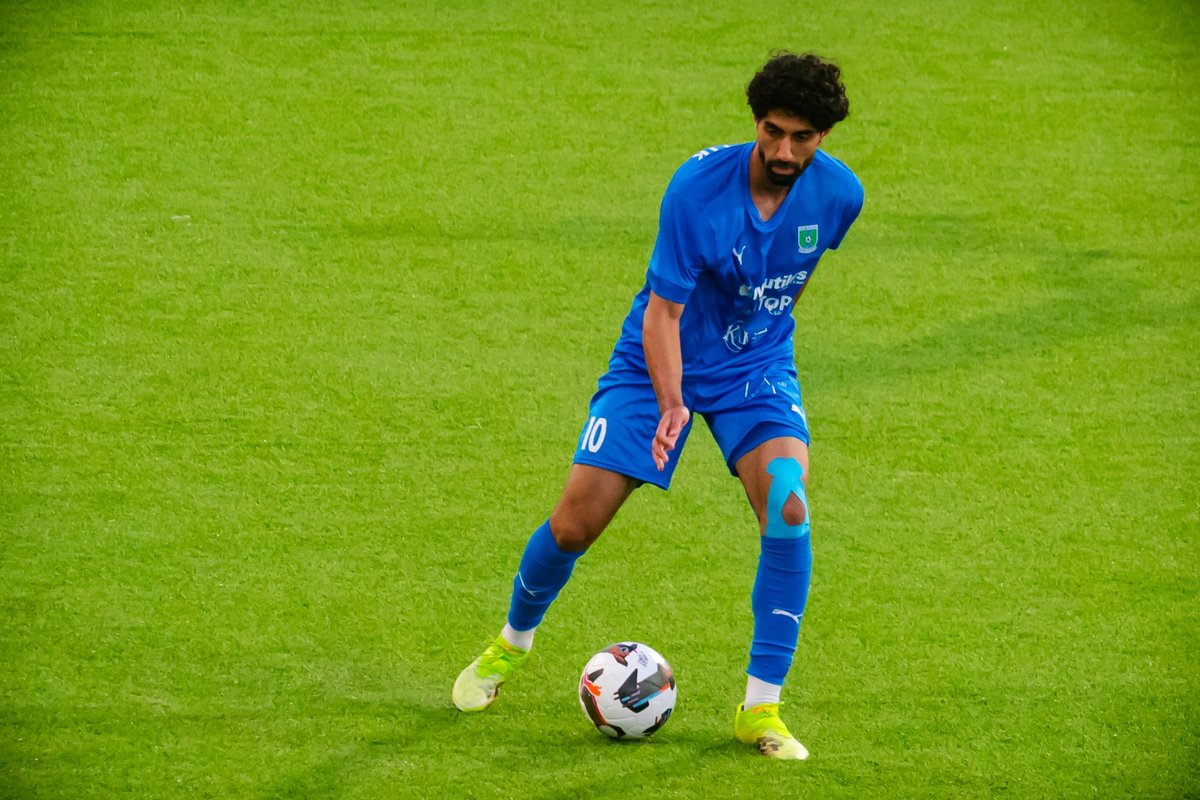 Lauantaina jännitetään Sinipaitojen runkosarjan viimeistä kamppailua kotisohvalla. Tsemiä Ouluun, <a href="/TampereUnited/">Tampere United</a> 👏!

#Ykkönen #Sinipaidat