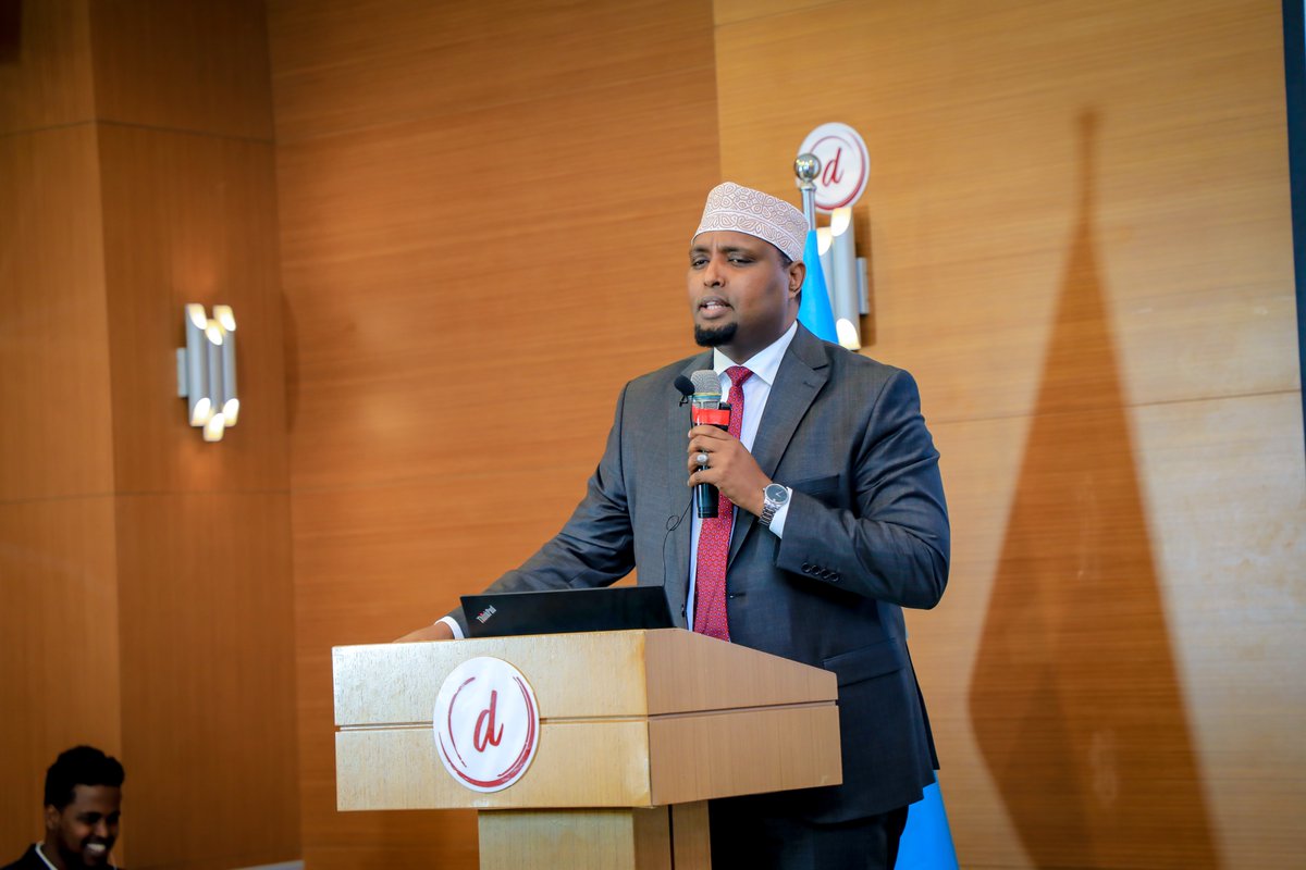 NBS_Somalia's tweet image. SNBS launched the commencement of the MICS-7 Survey in a high-level event unveiled by H.E. Salah Ahmed Jama, Deputy Prime Minister of Somalia. The hybrid event brought together Federal & Federal Member State Ministers, including the Minister of Planning & the Minister of Labor,…