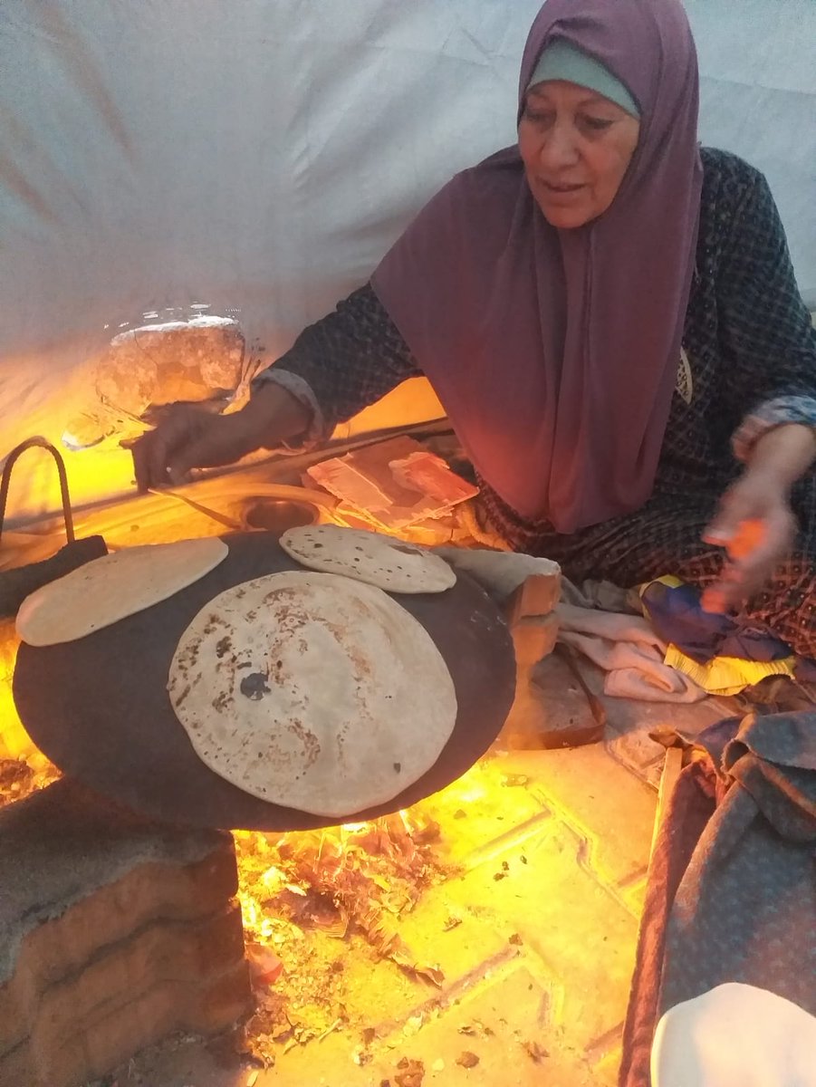 💔 Donations are very weak, and I hope you can look at me with compassion 🙏.
What comes is not enough to buy food or medicine.
I am elderly and battling cancer 🥺, please do not leave me alone in this suffering.
If you can help, do not hesitate — even sharing is very important