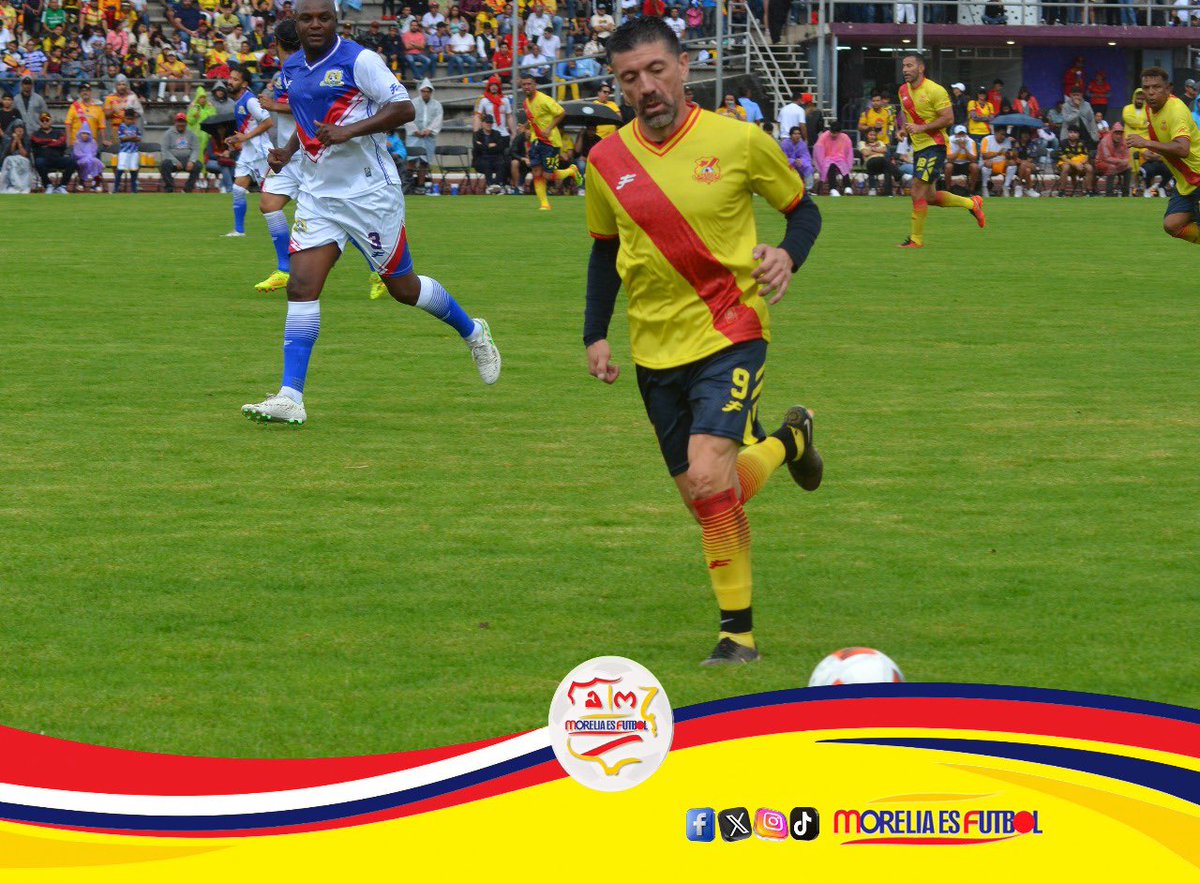 Héctor Mancilla el tradicional apórtelo chileno en el ataque canario.