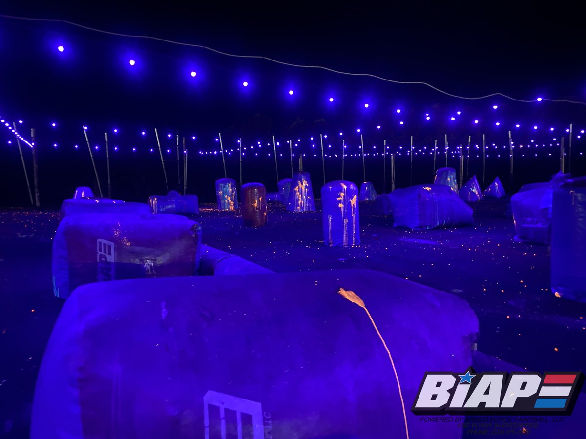 biappark's tweet image. GLOWBALL &amp;amp; Movie Night this Friday, Aug 29 at BiAP!
Entry + 1 bag of paint $40 / 4 bags $65.
Movie Night w/ The Bad Guys 2 in the pavilion or on the grass—$5 to watch!
Paintball, fun, and movies for everyone.
Book: square.link/u/x0Nsw9qA
 #Glowball #paintball #MovieNight