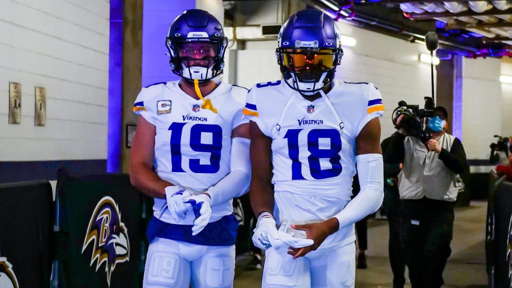 SomethingEra2's tweet image. Were back😫