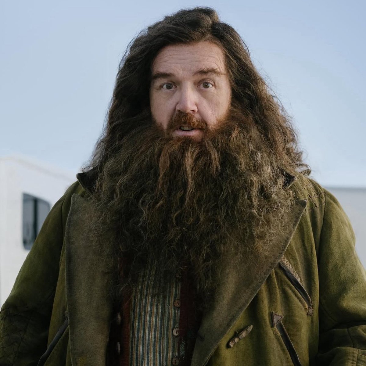 Film Updates (@filmupdates) on Twitter photo Original ‘HARRY POTTER’ director Chris Columbus on the upcoming HBO reboot series:
“I’m seeing these photographs… and he’s wearing the exact same costume that we designed for Hagrid. Part of me was like: What’s the point?”
(Via <a href="/restisents/">The Rest Is Entertainment</a>) Original ‘HARRY POTTER’ director Chris Columbus on the upcoming HBO reboot series:
“I’m seeing these photographs… and he’s wearing the exact same costume that we designed for Hagrid. Part of me was like: What’s the point?”
(Via <a href="/restisents/">The Rest Is Entertainment</a>)