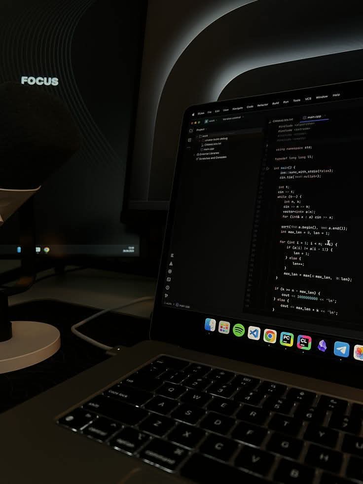 TechGuykunle's tweet image. Coding in silence, building in power. Every line brings me closer to the dream. ⚡💻
#StayFocused #DeveloperJourney #CodeAndConquer