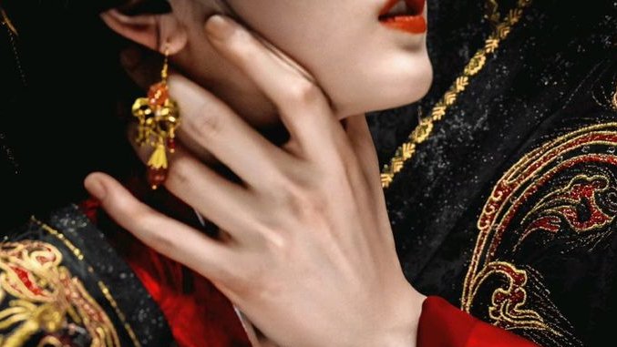 ⠀
⠀
     藏    进   心 口   的 刺
     不    枉    寻  也  如  此
⠀
     แม้ชะตาข้าจะบีบคั้นดังโซ่ตรวน
     แม้หัวใจจักแตกสลายเป็นผงธุลี
     เพียงเพื่อได้ทอดสายตามองเจ้ามีชีวิตอยู่
     ข้ายินดี
     #คู่บุพเพไร้วาสนา
⠀
⠀