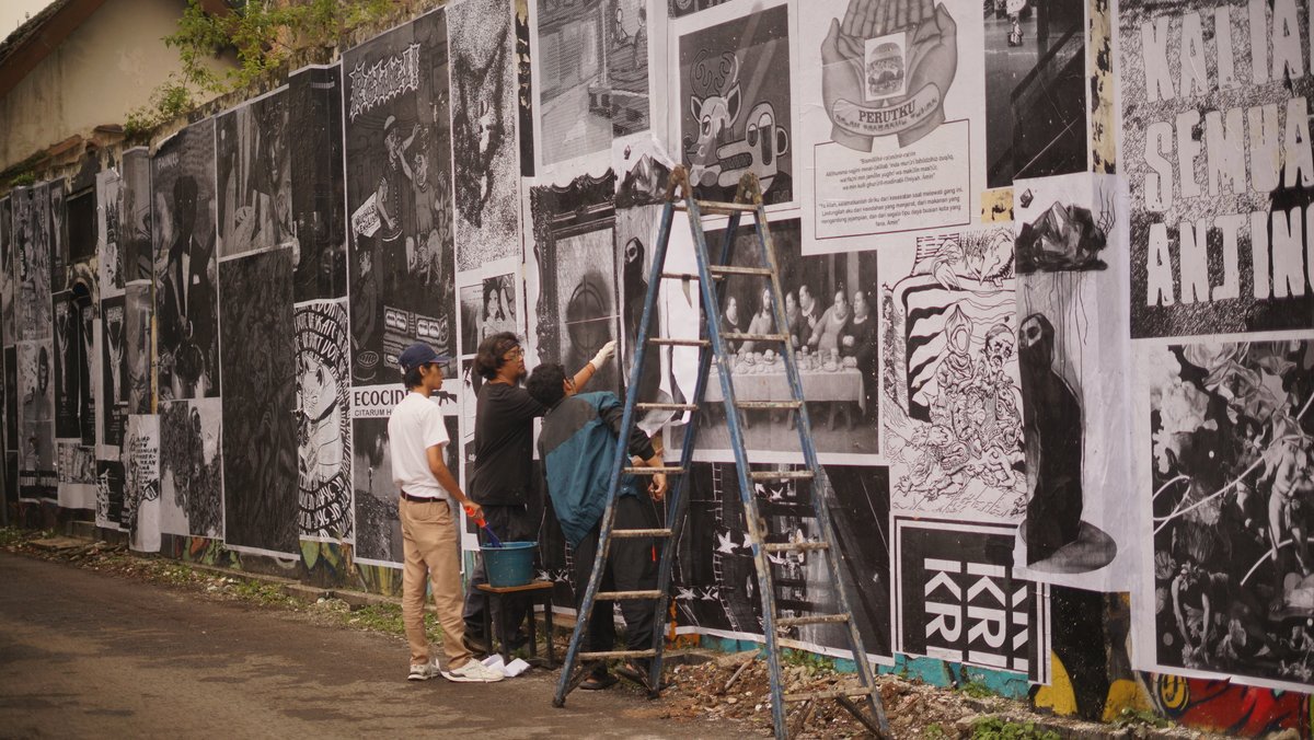 MabalMovement's tweet image. GM🌻
The fun job of sticking 125 chaotic images created by exotic artists
#wheatpasteart