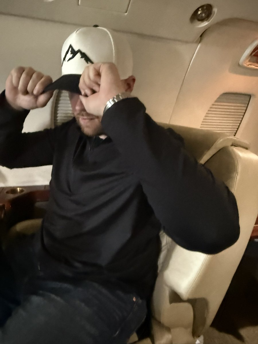 Going to open the discord for anyone to check it out this week. Also giving away a monitor and a new Alpine hat. 

All you gotta do is RT to have a shot at both. 

$SPY $QQQ $NVDA $TSLA