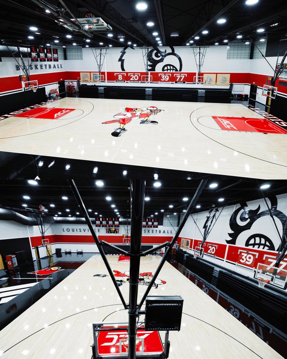 Our court in Bill Olsen Gymnasium got a fresh coat of paint 🎨

#GoCards