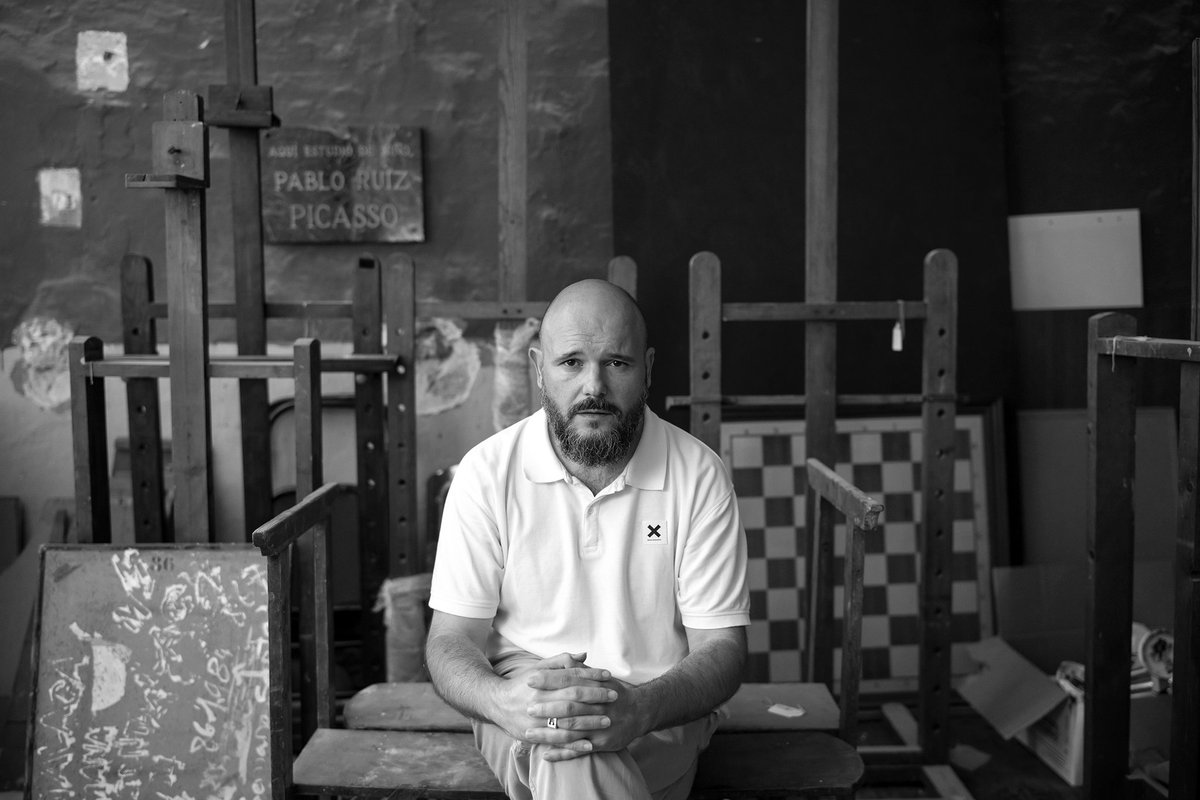 Hace unas semanas estuve con Niño de Elche en el <a href="/ateneomalaga/">Ateneo de Málaga</a> haciendo estas fotografías para la entrevista que hoy publica <a href="/JotDownSpain/">Jot Down Magazine</a> con las preguntas de <a href="/CrisConsuegra/">Cristina Consuegra</a> Fue todo un lujo acompañaros 📷 Daniel Pérez