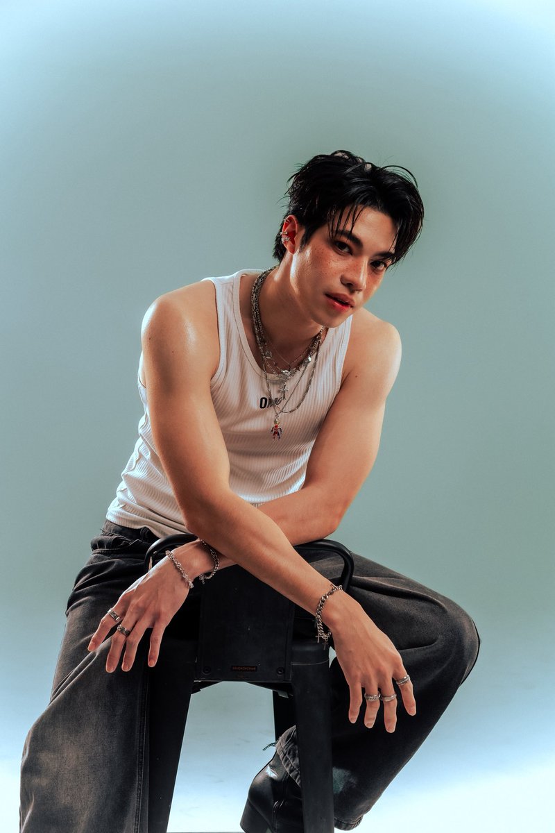 B_Suphadach's tweet image. 👉🏻❤️ #bosstonsuphadach #กีต้าร์ของบอสตั้น