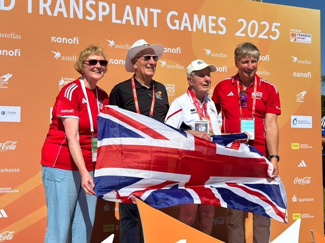 #Congrats to Bradford’s Mike, 89, who won 4 golds at the #WorldTransplantGames in squash, 5k, 800m &amp; 1500m! A kidney transplant recipient since 2007, Mike’s a true inspiration - competing at the highest level, honoring his late wife’s donation, and championing #OrganDonation. 🏅