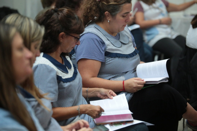 AgenciaComBA's tweet photo. 👩🏫El Ministerio de Desarrollo de la Comunidad lanza nuevos cursos para auxiliares escolares
https://t.co/N4cduCoiJg
#IPAP #InstitutoProvincialdelaAdministraciónPública @BAProvincia @larroqueandres #AndresLarroque @MinDesarrolloBA #auxiliaresescolares #Educación #ComBA https://t.co/VoiaYCn5RR