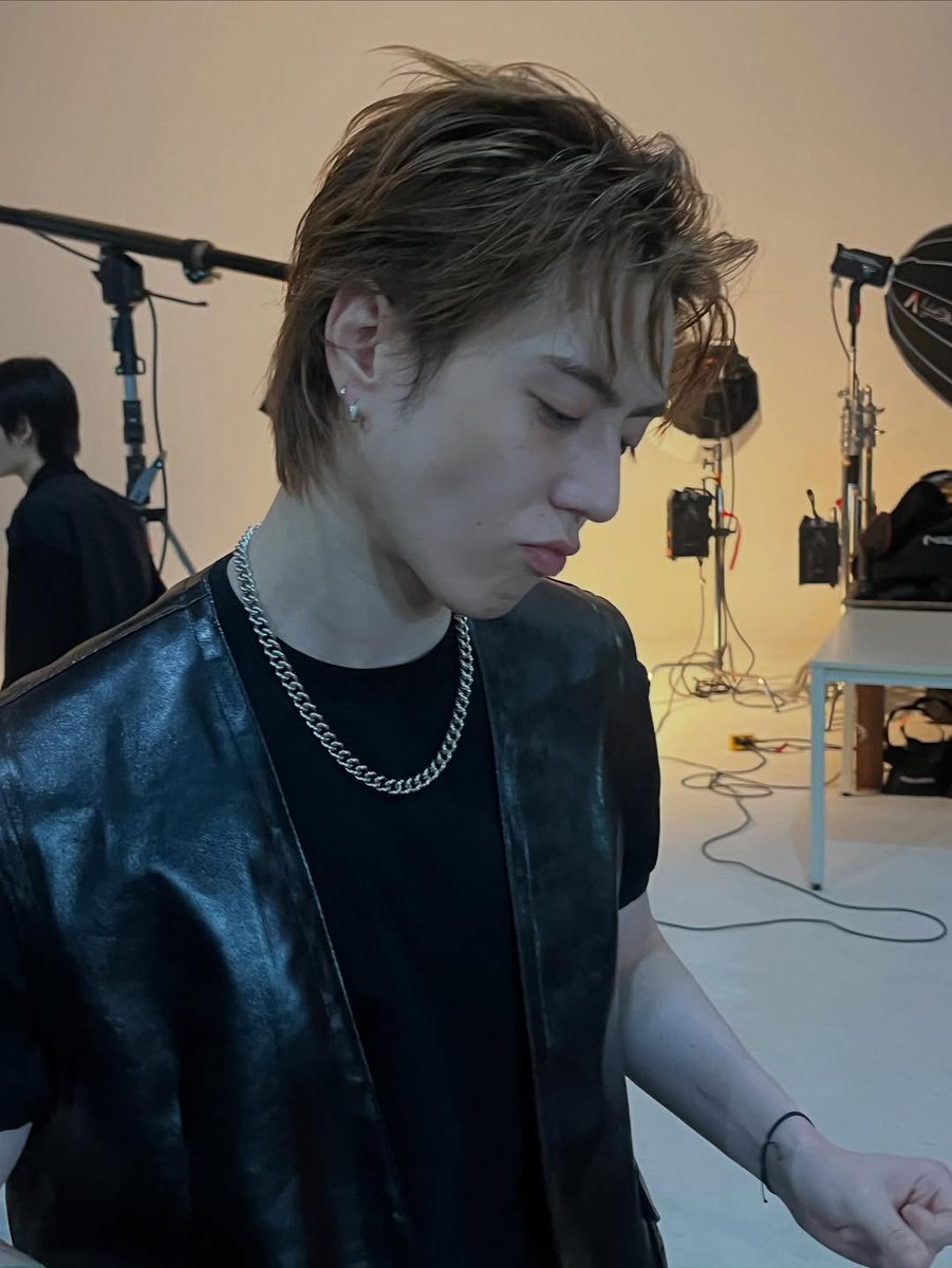 bonyanyubi's tweet photo. ME in my JAMIL (janda wamil) era… silakan baca GUYS seperti biasa YUGYEOMMMMMMMM CERITANYA TENTANG YUGYEOM. doakan aku kuat menghadapi perpisahan ini (amin)

🔗: https://t.co/E0lXL90nt1 https://t.co/ki4Gvqr5eR