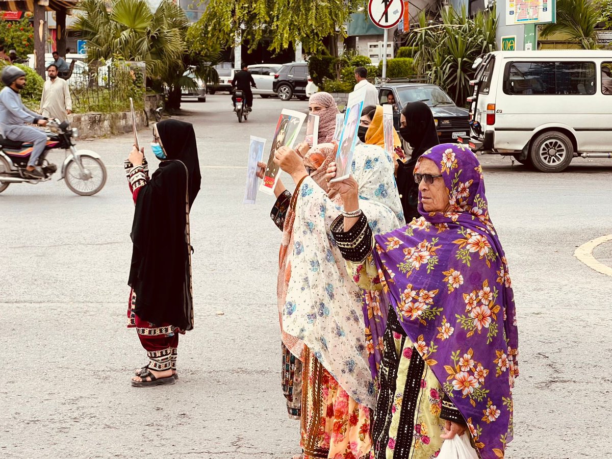 𝗗𝗮𝘆 𝟰𝟯 – 𝗜𝘀𝗹𝗮𝗺𝗮𝗯𝗮𝗱 𝗦𝗶𝘁-𝗜𝗻

Today marks 40 days of the continuous sit-in by families of the forcibly disappeared and detained BYC leaders in Islamabad.

For over a month, these families — many of them elderly women, mothers, and children have been braving harsh