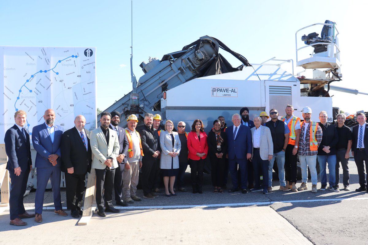 PrabSarkaria's tweet image. Great to be with Premier @fordnation and my colleagues to announce two construction contracts to get shovels in the ground for Hwy 413! 

This project will cut commutes by up to 30 minutes, create 6,000 jobs per year during construction and add $1B to Ontario’s GDP. 

With $30B