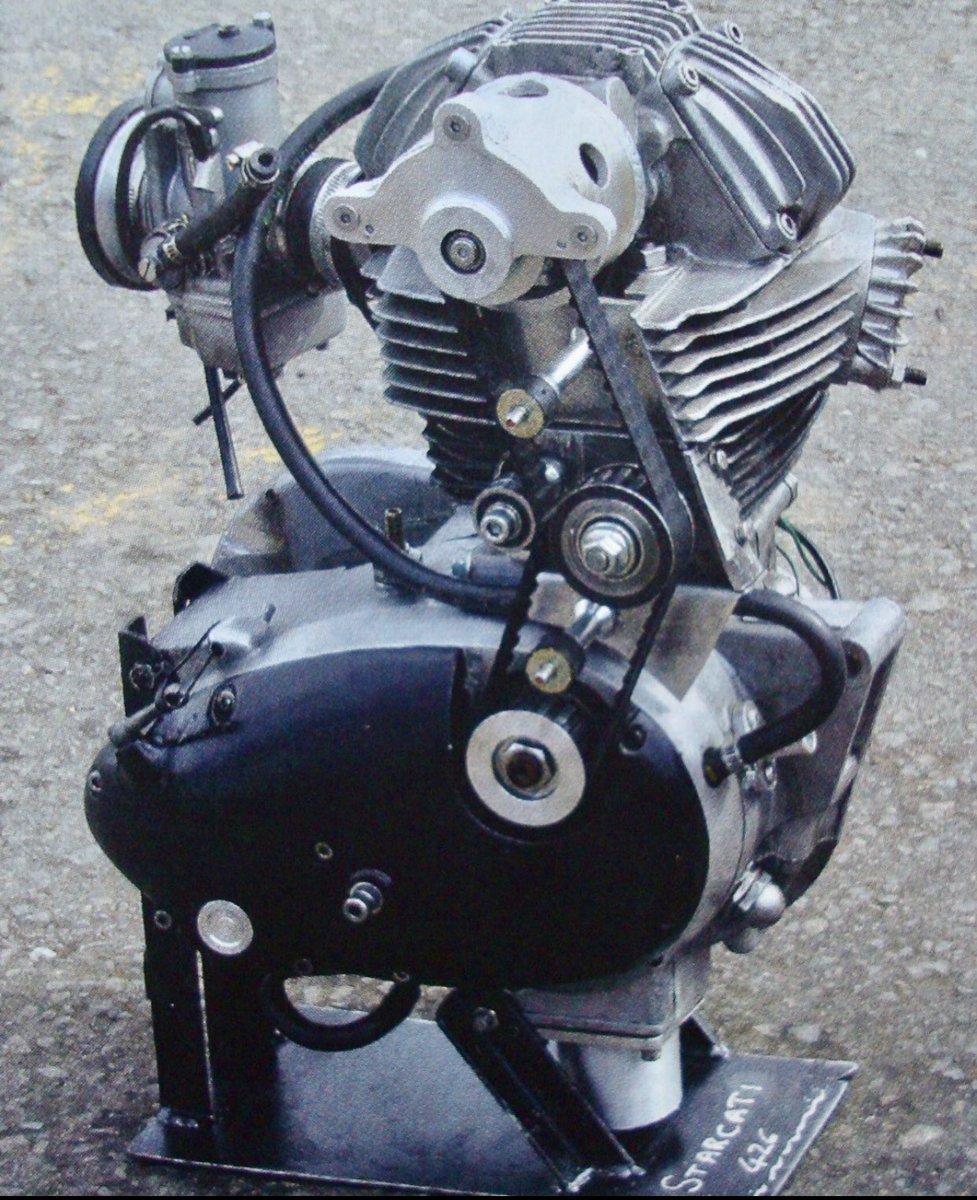 popsyosh34's tweet image. 🇬🇧🇮🇹 StarCati 
426cc Desmo Single

BSA B50 bottom end
Ducati 750SS Barrel
Ducati 600 Pantah Rear Head
40mm DelOrto Carb
39 BHP @ 8,000 rpm 
#OddBall