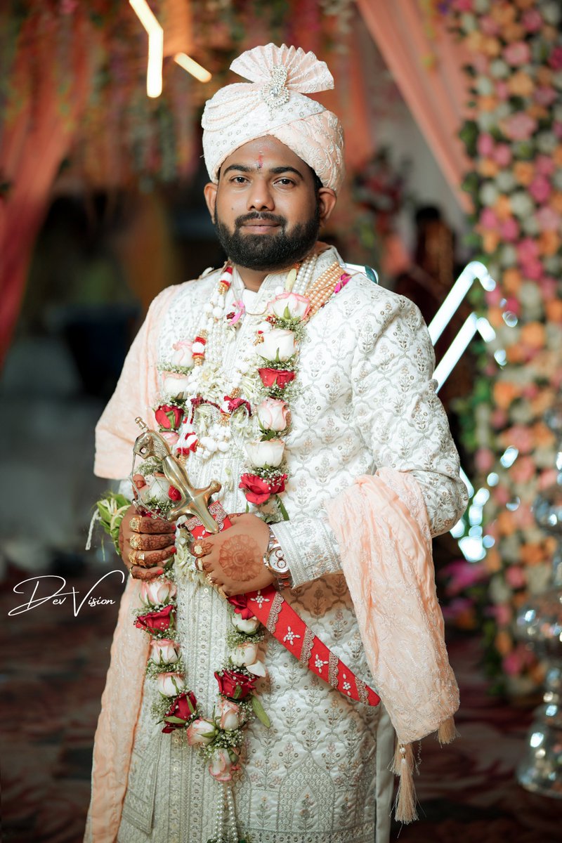 devvisionstudio's tweet photo. Contact us for #Events #Weddings #Birthday #ThredCeremony #Maternityphotography #Advertisements #7873902770 #Cinematography #Photography #CandidPhotography #Dronography #Dev #DevVision #DevVisionKdp #DevVisionTeam #DevVisionStudio #Bestphotographyinkendrapara #Kendrapara https://t.co/1jlZtTIzDZ